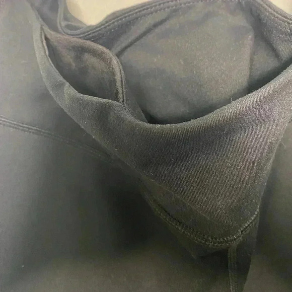 Fabletics Black Cropped Leggings - Picture 6 of 6